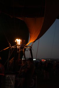 2024BalloonFiestaGlow-87.jpg